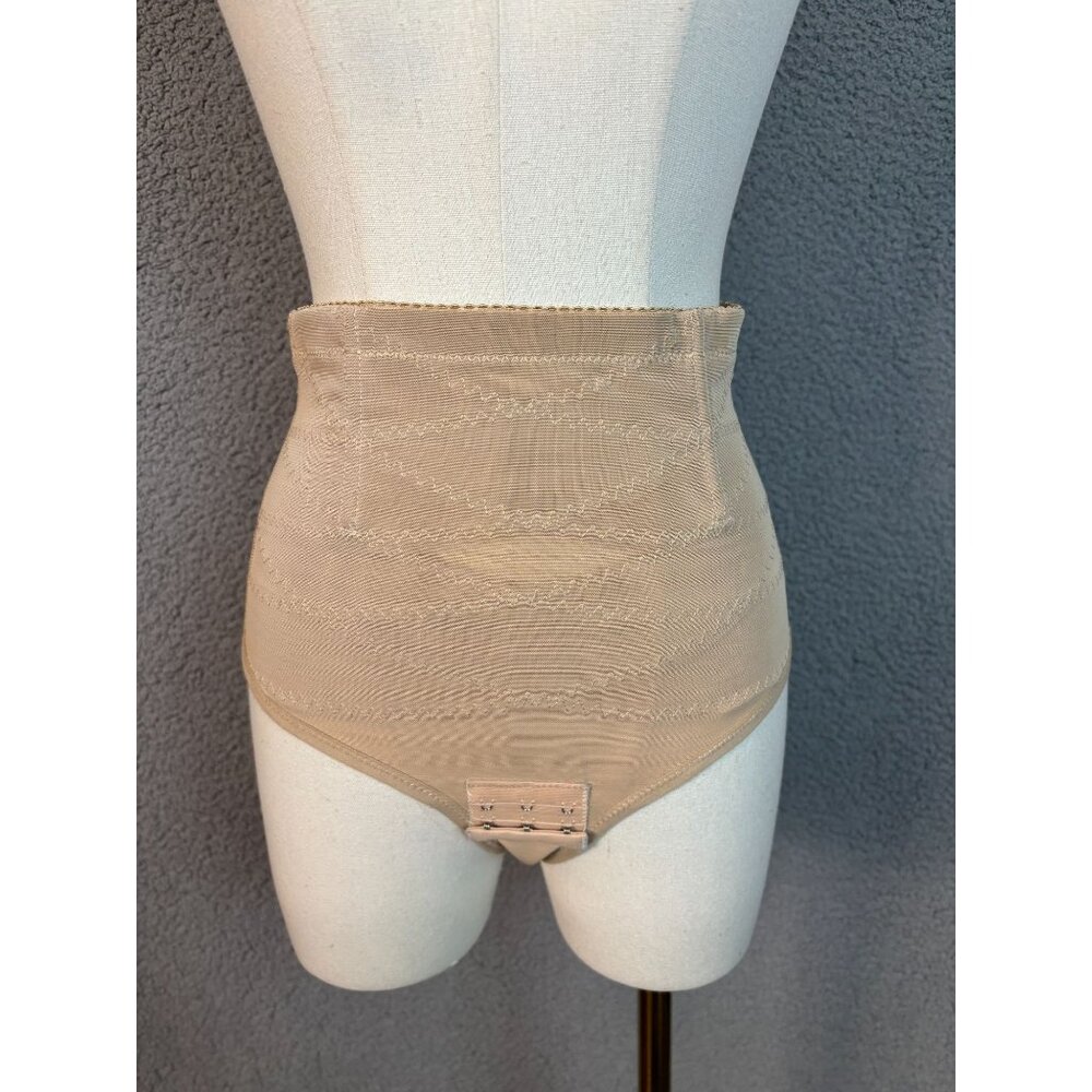 Avidlove High-Waist Beige Shapewear Briefs Hook Closure Tummy Control Med NWT's